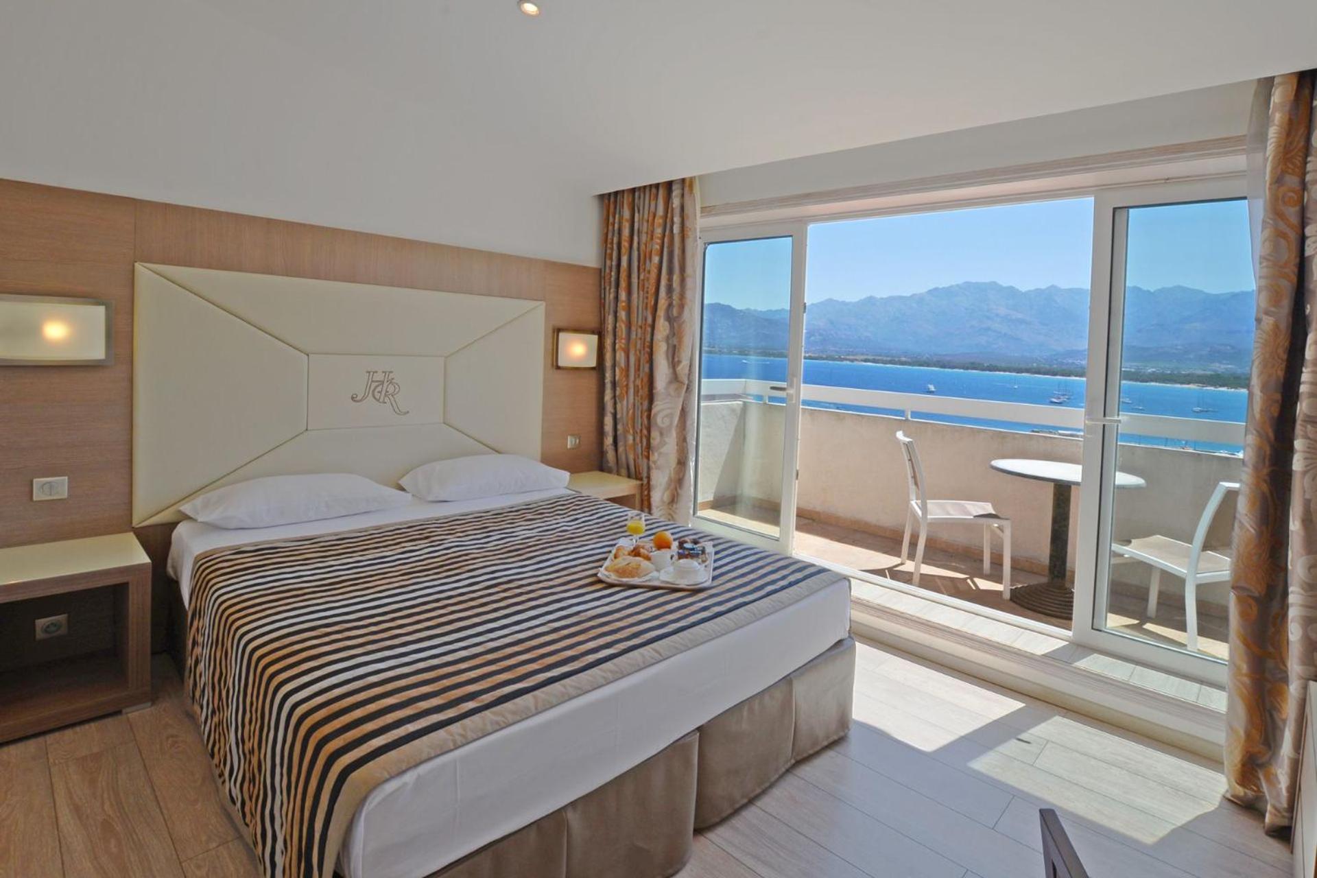 Hotel Le Rocher Καλβί Εξωτερικό φωτογραφία