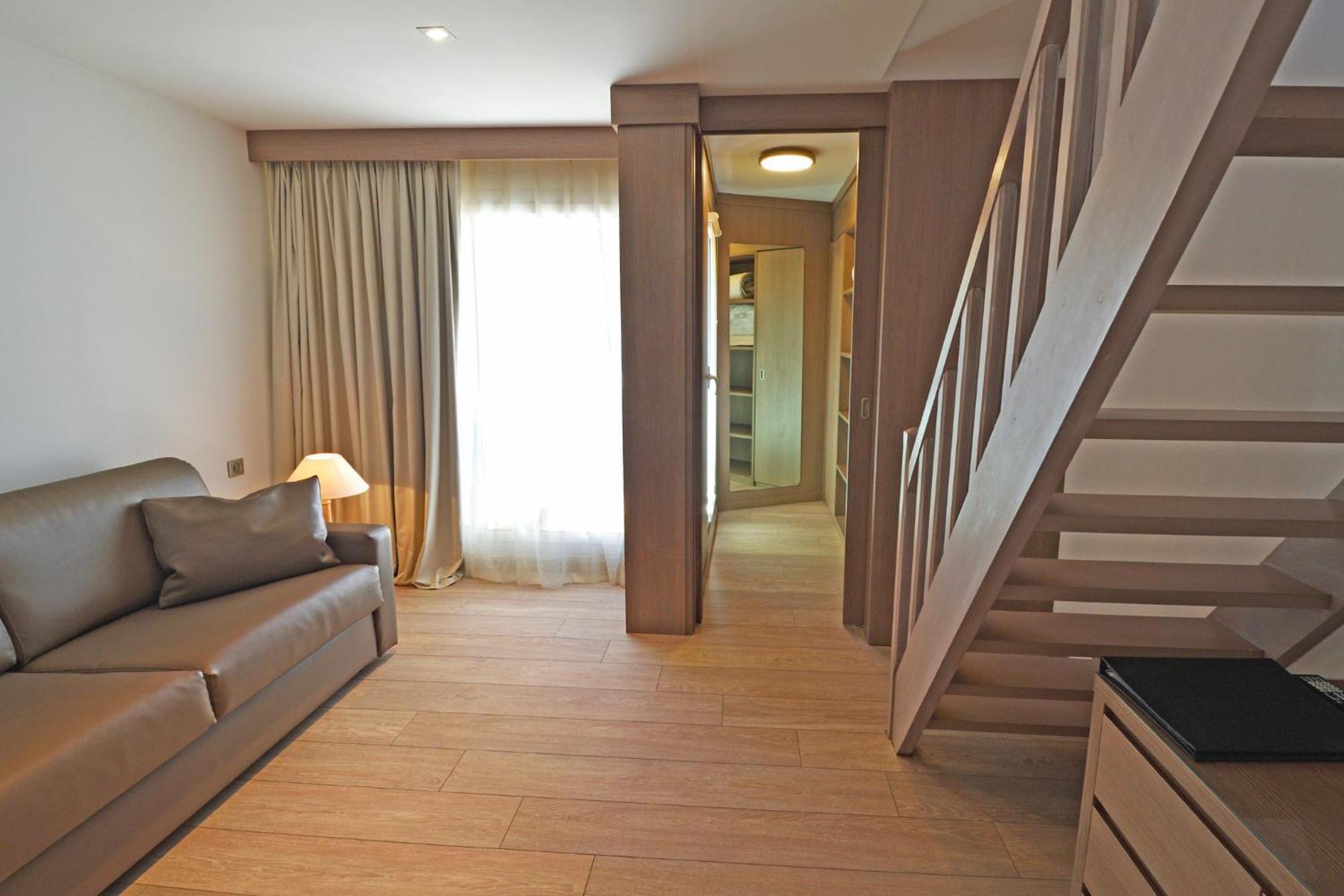 Hotel Le Rocher Καλβί Εξωτερικό φωτογραφία