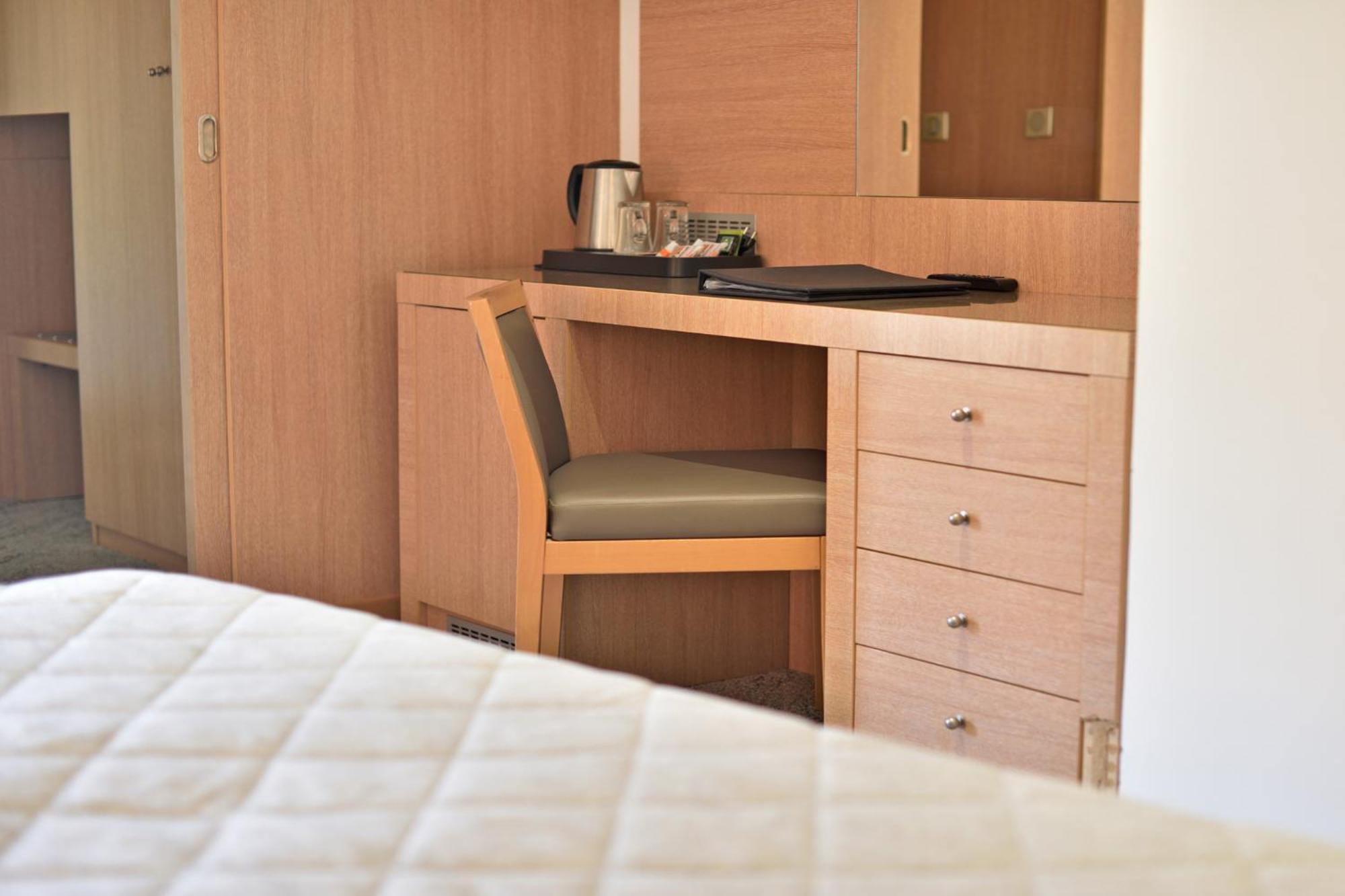 Hotel Le Rocher Καλβί Εξωτερικό φωτογραφία