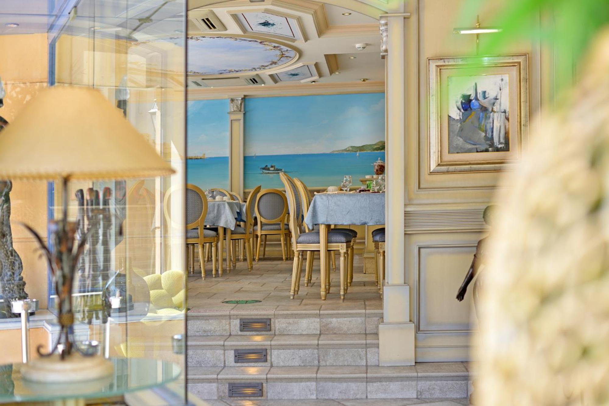Hotel Le Rocher Καλβί Εξωτερικό φωτογραφία