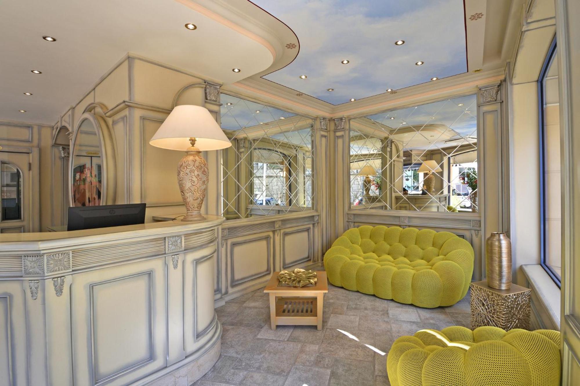 Hotel Le Rocher Καλβί Εξωτερικό φωτογραφία